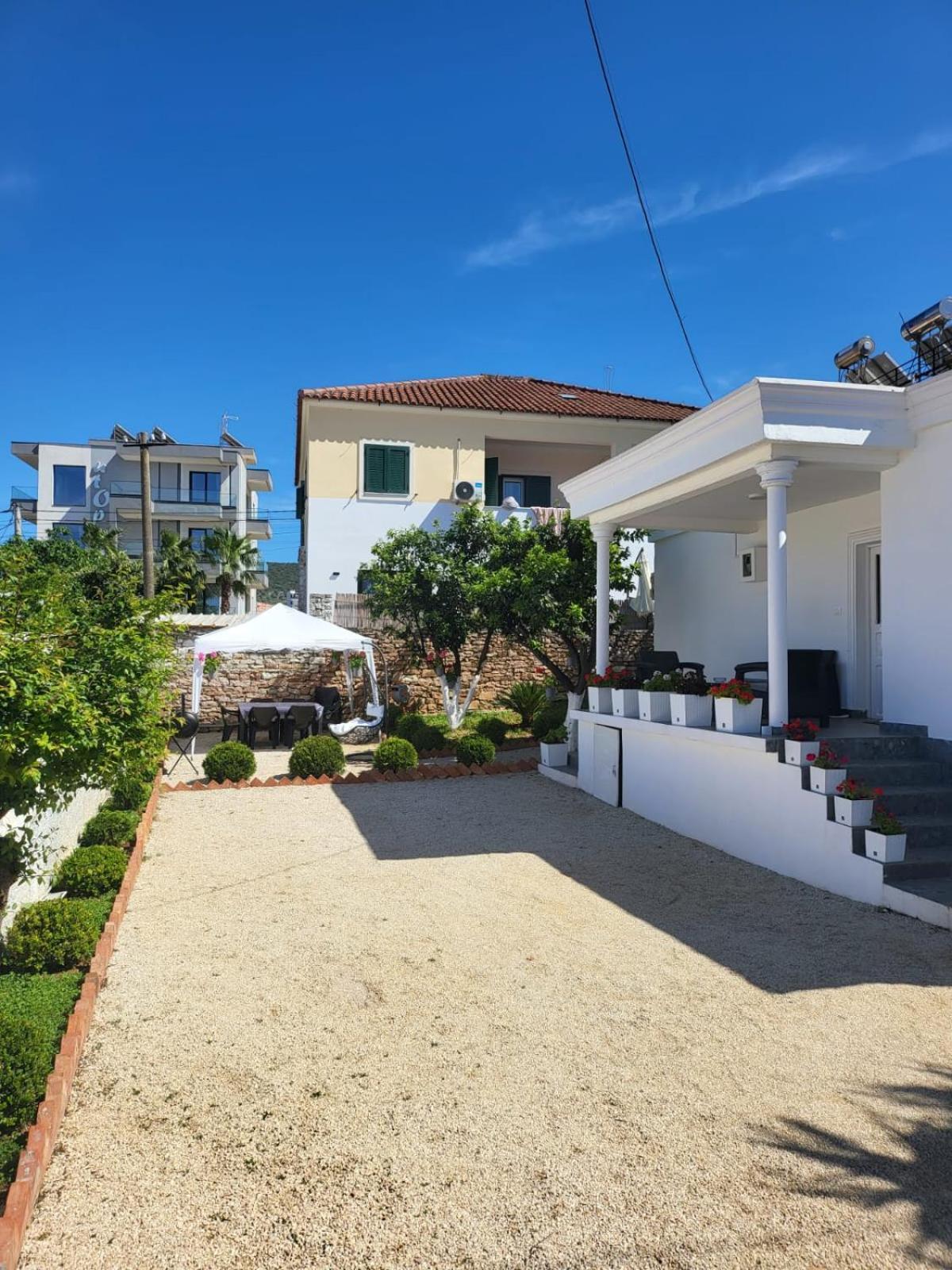 Vila Ademi Εξαμίλιο Εξωτερικό φωτογραφία